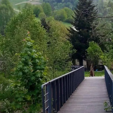 Gospodarstwo Agroturystyczne *