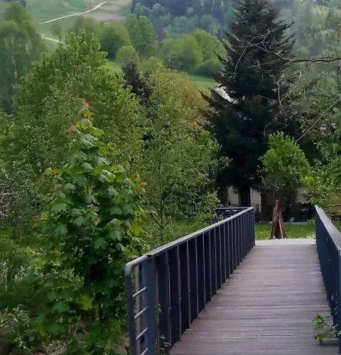 Gospodarstwo Agroturystyczne *